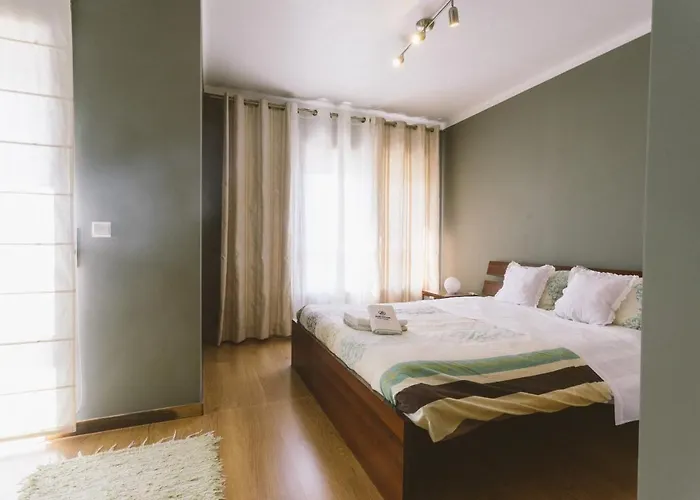 34 - West Sea House Феррел